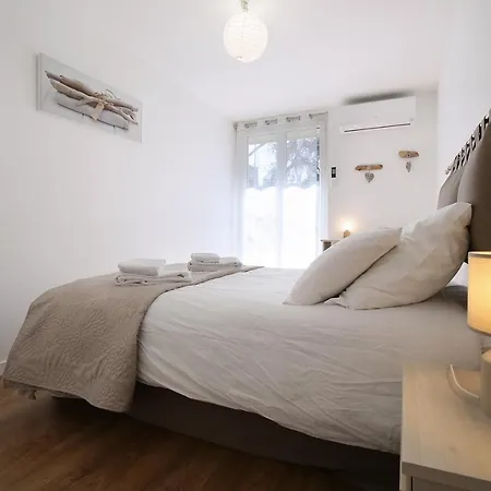Appartement Grand T3 De Standing Au Centre De Proche Aéroport, Airbus Et Tramway *
